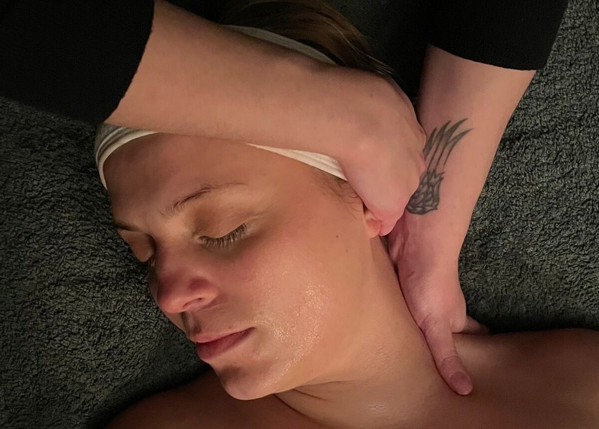 Relaxing facial massage at The Beauty Spot, Birmingham, England, GB, enhancing wellness and tranquility.