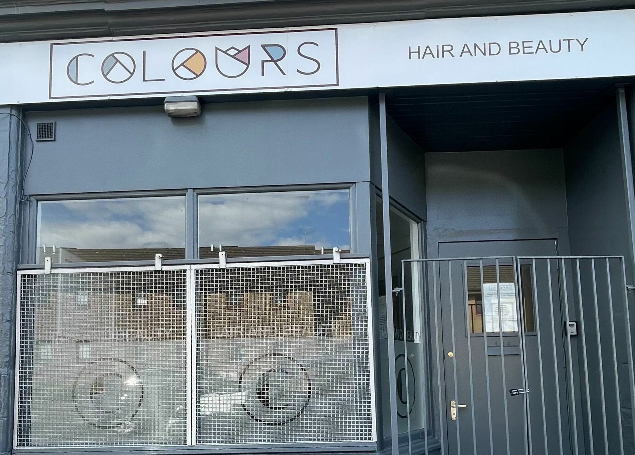 Exterior of Colours Falkirk, Hair and Beauty salon located in Falkirk, Scotland, GB.