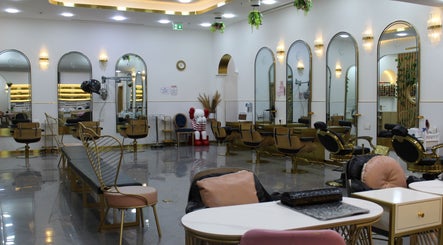 Companian Beauty Salon & Spa (Silicon Central Mall)