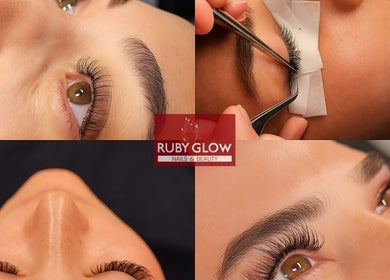 Eyelash extension session at Ruby Glow Nails & Beauty Kadıköy, İstanbul, İstanbul, TR, showcasing precision and beauty.