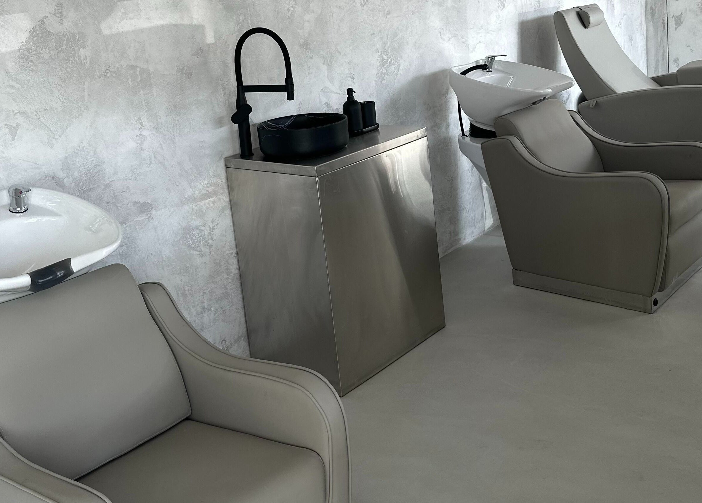 مقاعد غسيل فاخرة في SHNB | شنب، الرياض، منطقة الرياض، SA.