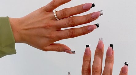 Nail Mania image 3