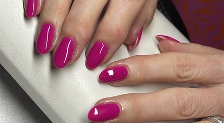 Nails By Mariane image 3