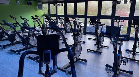 Farnborough Sports Massage offers a modern spin studio in Farnborough, England, GB with high-quality equipment.