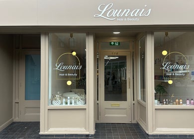 Front view of Lounais - Formerly Guys and Dolls, a chic beauty salon in Burton Upon Trent, England, GB.