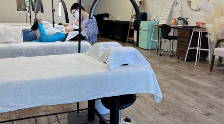 Canny Beauty Lashes (San Dimas): serene lash treatment in San Dimas, California, US, featuring expert care.