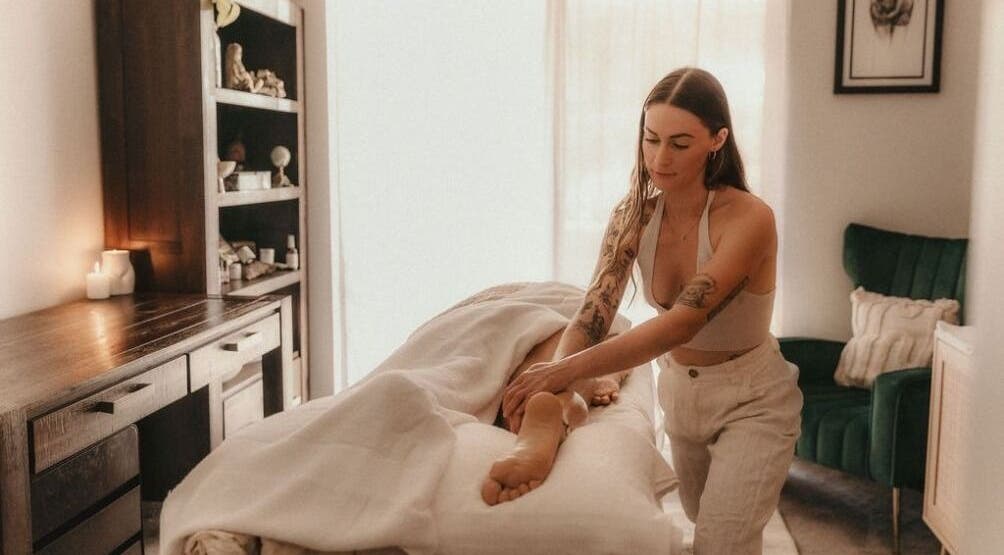 Relaxing massage at Soul Sacrum Massage Therapy in Stoneville, Western Australia, AU. Soothing ambiance.