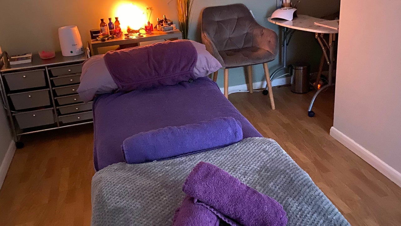 Violet Butterfly Holistic Therapist & Foot Health Clinic Cohesion, UK, 3 New Street Retford