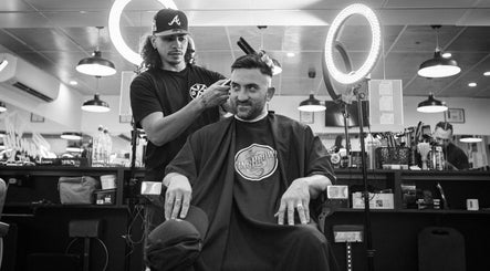 Our Family Barber obrázek 3