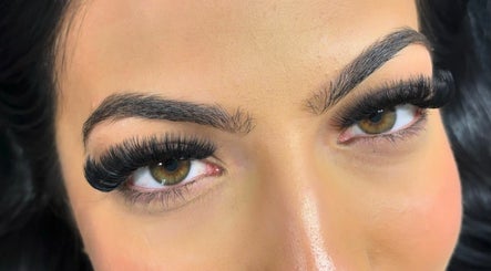 Lashes on The Run by Jess Geelong Salon
