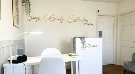 Reception at Sassy Beauty Collective Derby, England, GB, showcasing elegant welcome decor.