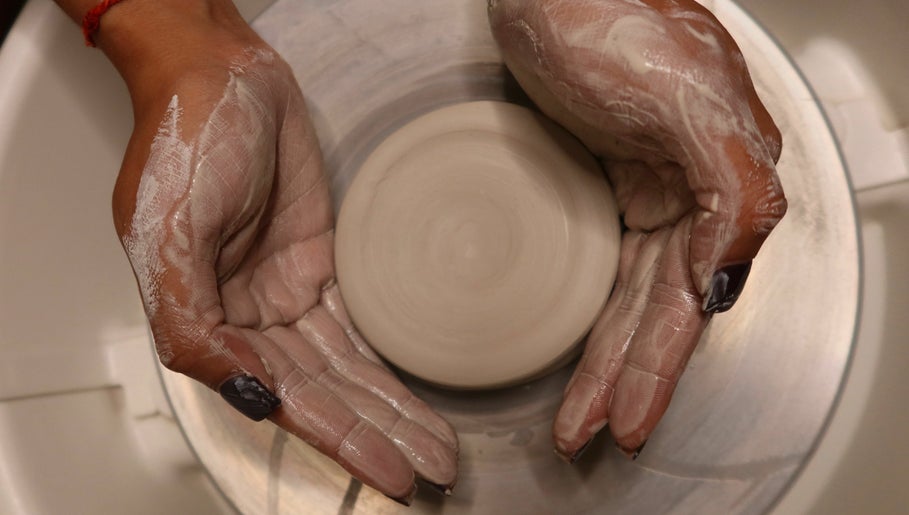 Na Man Ceramics & Candles Eden Mall image 1