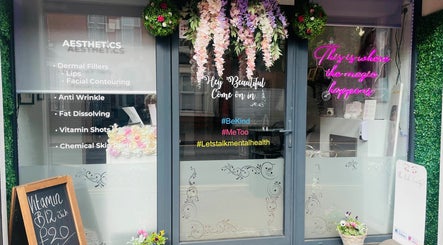 Image de The Lash Lounge Hair & Beauty Boutique 2