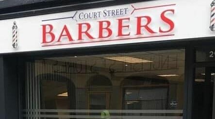 Court Street Barbers billede 3