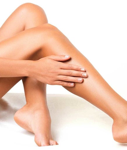 Lady Wax Studios Spa and Hair Design image 2