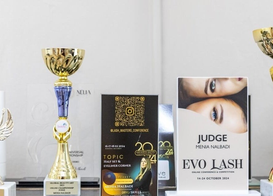 Βραβεία στην έκθεση Lashroom, Θεσσαλονίκη, GR, δείχνουν την εξαιρετική ποιότητα υπηρεσιών.