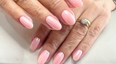 Cussans Nails & Beauty obrázek 3