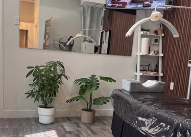 Tranquil therapy room at Browpick Beauty Bar & Spa, Port Moody, British Columbia, CA with modern decor.