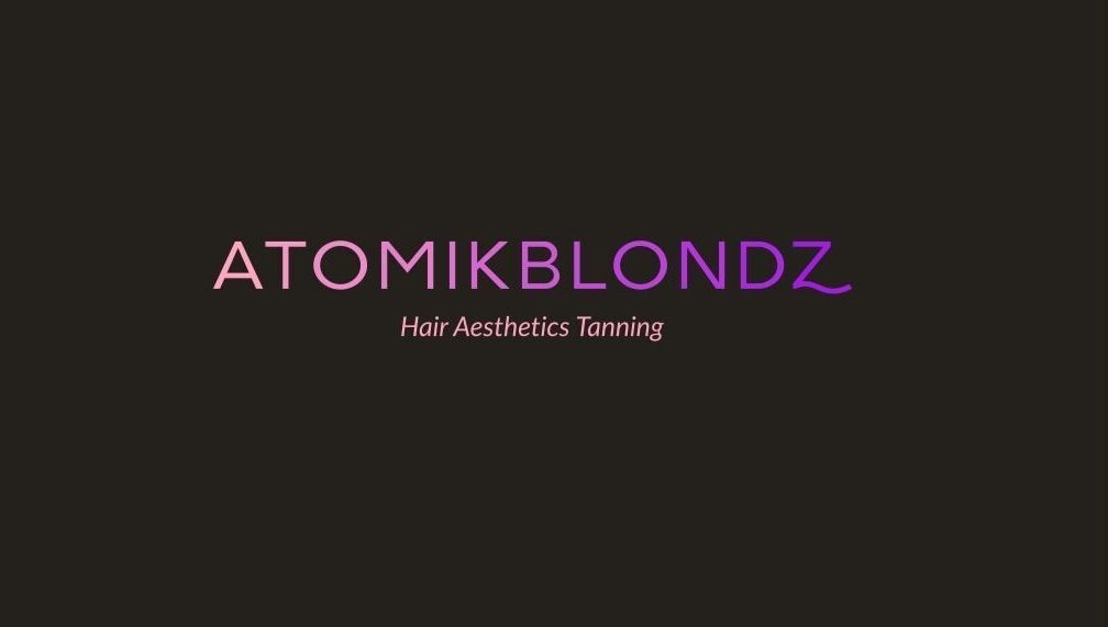 AtomikBlondz at HeadworX logo showcasing hair aesthetics in Airdrie, Scotland, GB.