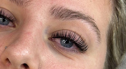 Lashes By Becky – obraz 2