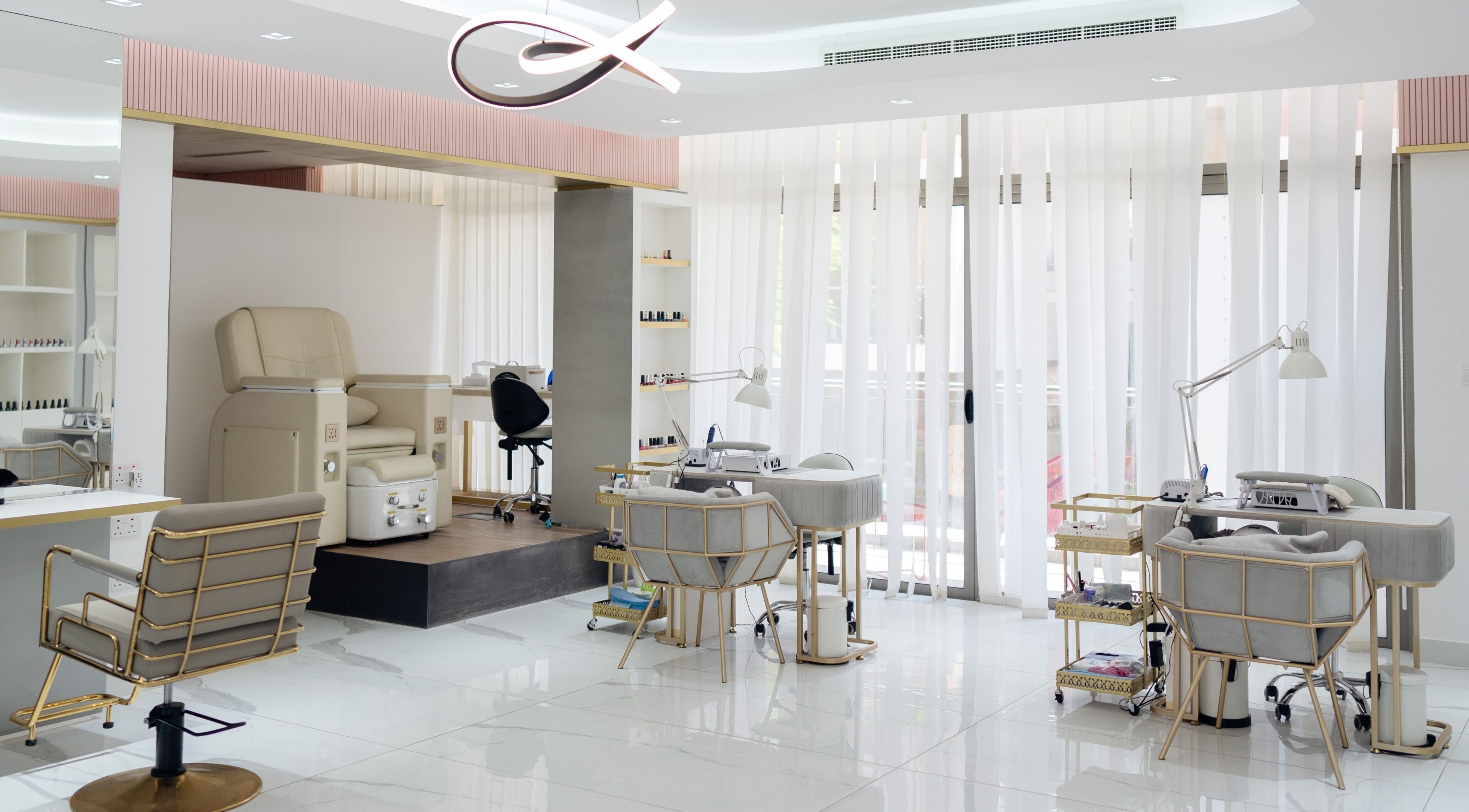 Modern interior of Fresh & Go Beauty Bar, Doha, Doha, QA, showcasing a chic and serene space for ultimate relaxation.
