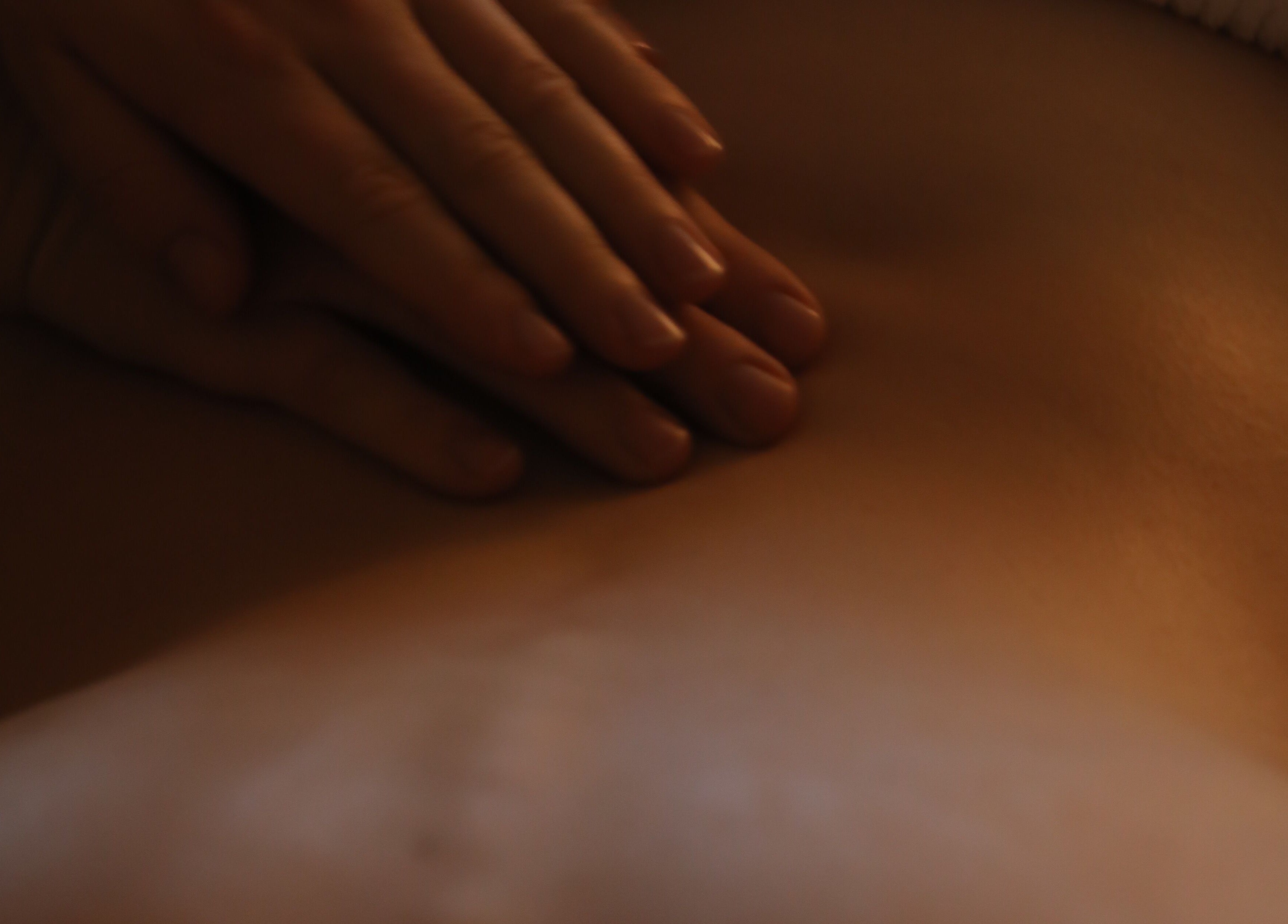 A soothing massage at Soften MELBOURNE, Prahran, Victoria, AU, highlighting relaxation and wellness.