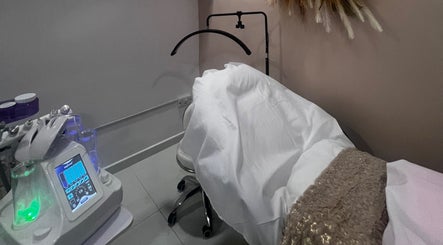 Peaceful spa room at Beautified By Linda Med Spa & Aesthetic Shop, Lekki, Lagos, NG with modern equipment.