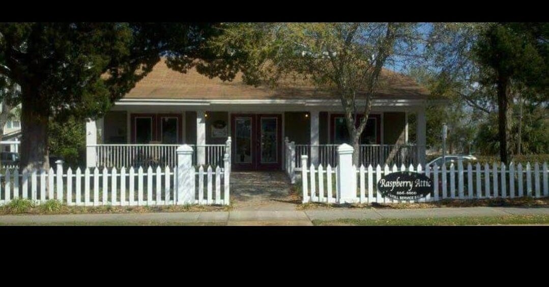 Vereinbare einen Termin bei Kim Raspberry attic Salon 226 Brooks