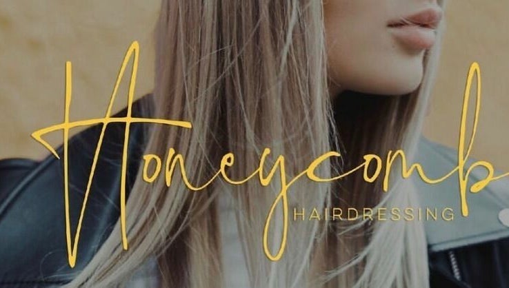 Honeycomb Hairdressing – obraz 1