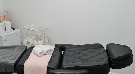 Even Skin Therapies- Surfers Location image 3