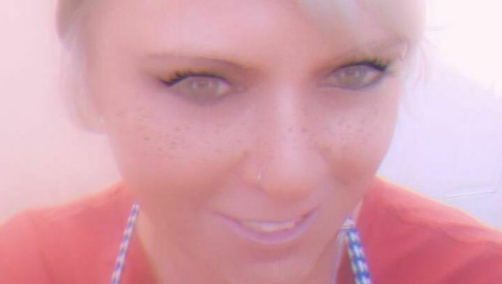 Leesha Coons colors and cuts image 1