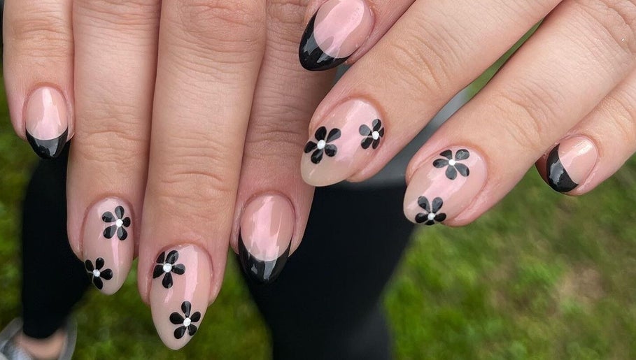 JM Nail Studio image 1