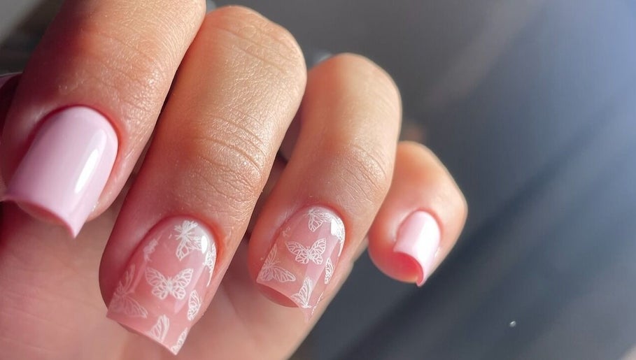 hình ảnh 1 của Beauty & Nails Studio