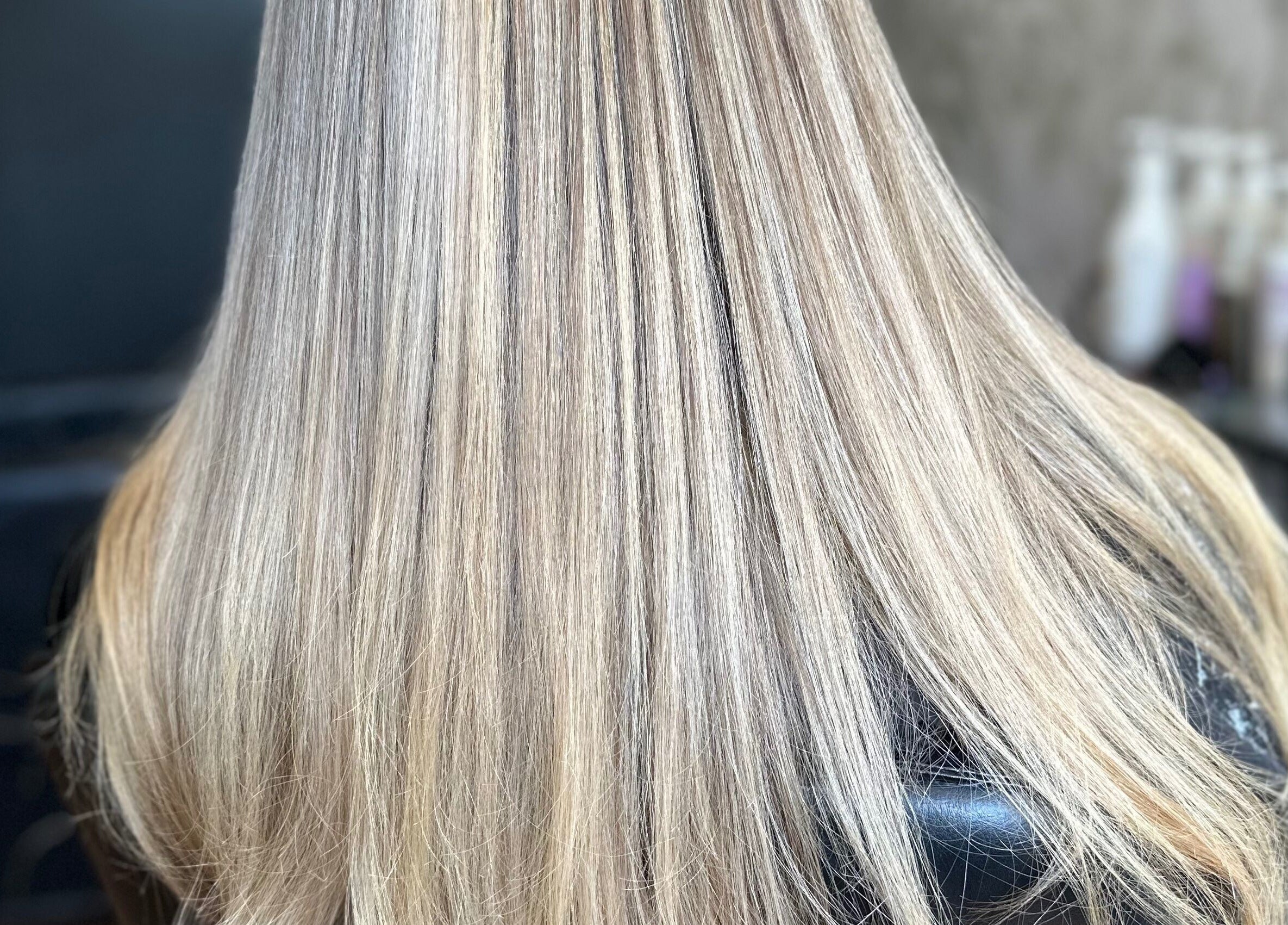 Gleaming blonde hair at HÉLI Studio Helensvale, Helensvale, Queensland, AU, showcasing expert styling.