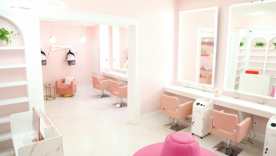 Image de Petal Salon 1