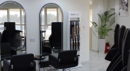 Εικόνα Buff and Blow Beauty and Care 2