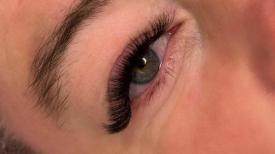 Lush Lashes by Madi