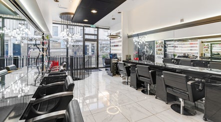 Luxurious interior of Shique London salon in London, England, GB with sleek design and modern furnishings.