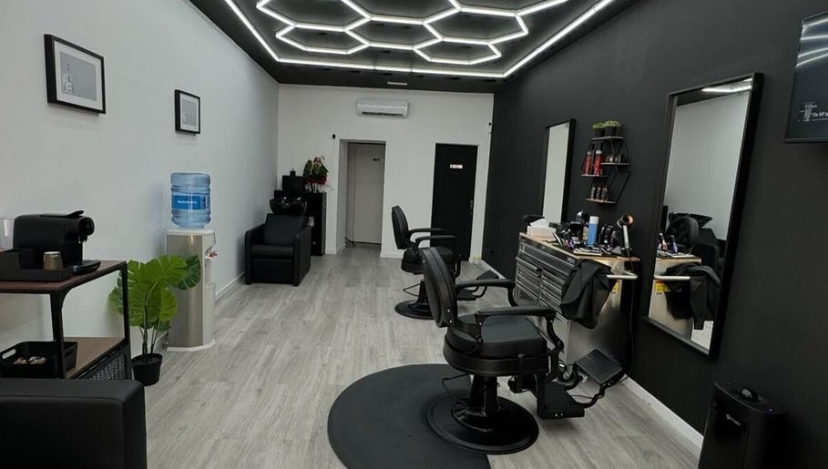 Barber Gabbana Spa image 1
