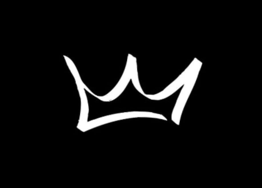 Logotipo de corona en Barber Gabbana Spa, Copiapó, Atacama, CL. Representa prestigio y excelencia.