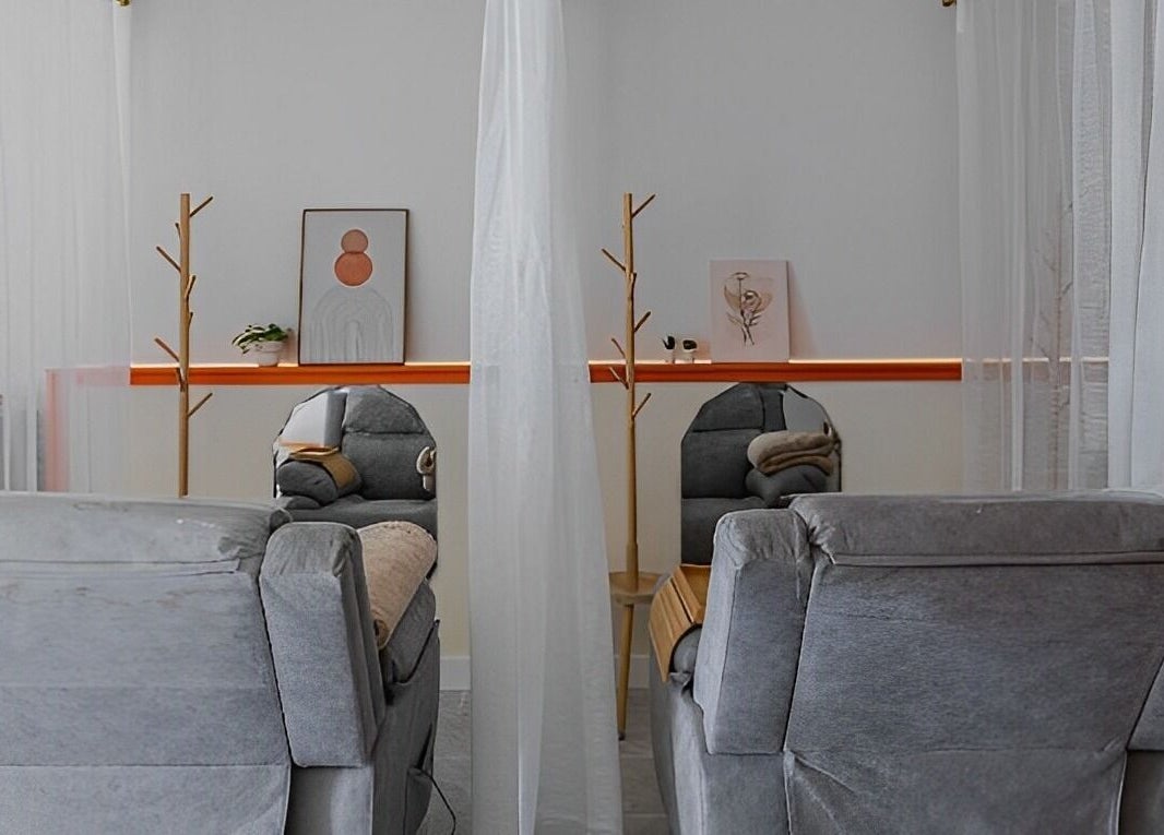 Relaxing chairs at The Sense Head + Scalp Spa-South San Jose in San Jose, California, US with elegant decor.