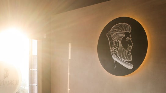 Hermanos Barbershop Green Point