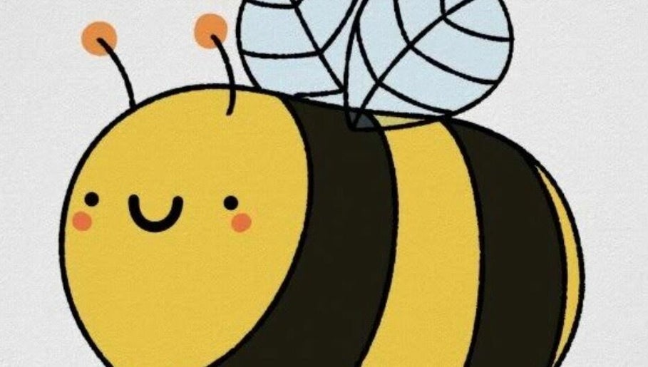 Bumblebee Body Piercing – obraz 1