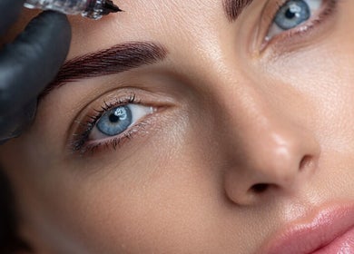 Microblading at The Brow Design Co, Bentleigh East, Victoria, AU for precise eyebrow enhancement.
