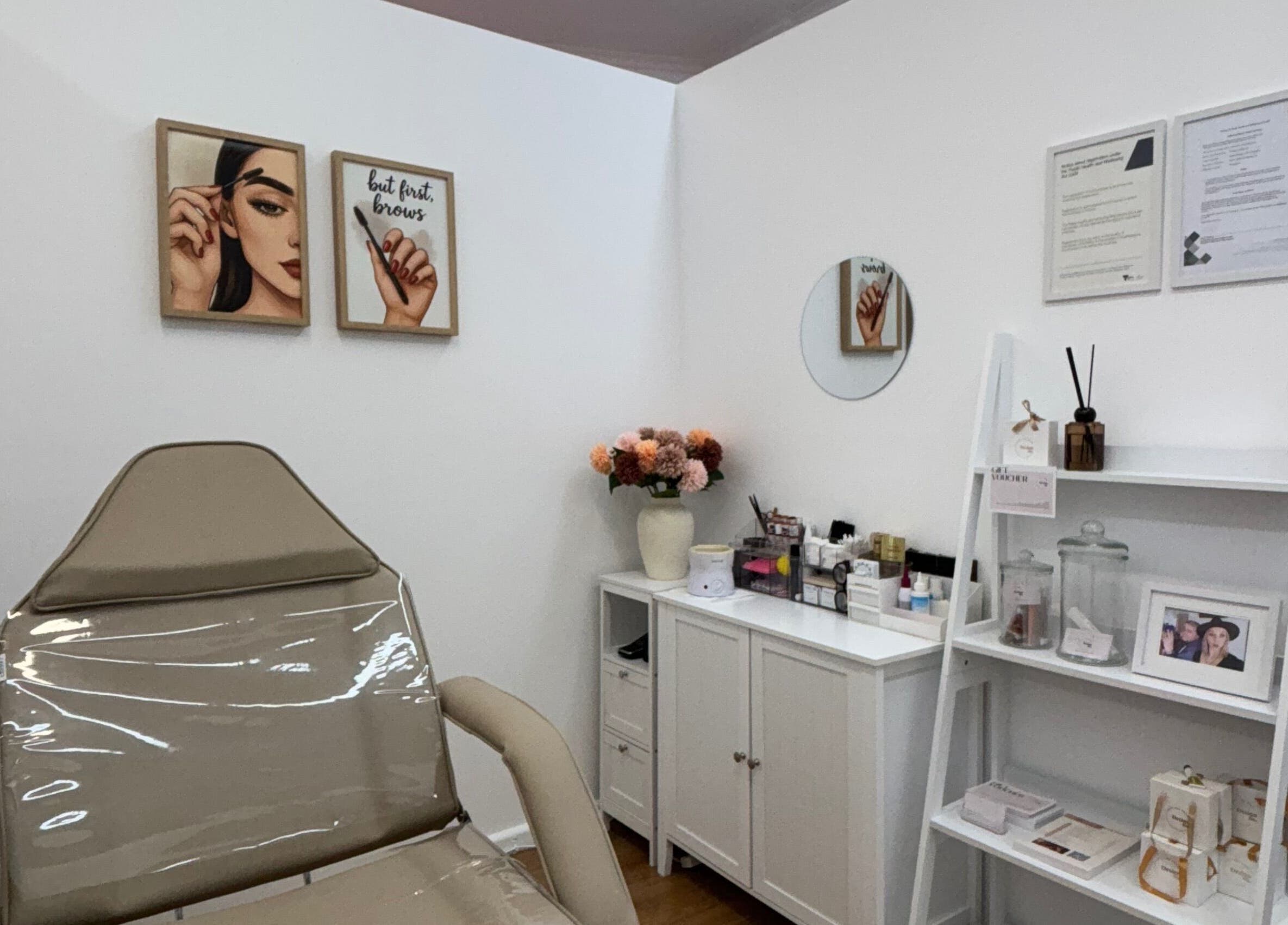 Modern brow treatment room at The Brow Design Co in Bentleigh East, Victoria, AU, with sleek décor and soft colors.