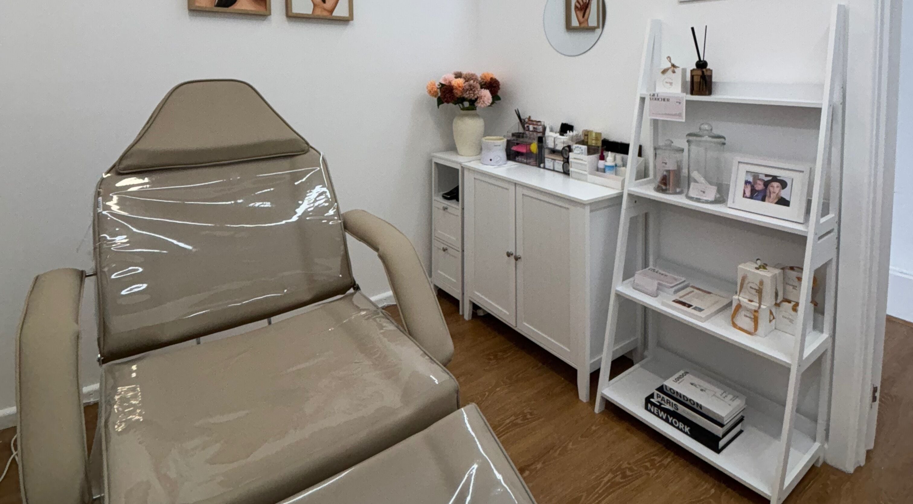 Relaxing treatment room at The Brow Design Co, Bentleigh East, Victoria, AU with a plush chair and elegant decor.