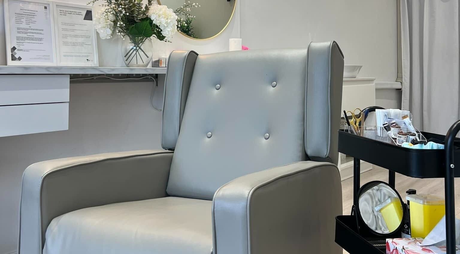 Plush chair for treatments at The Brow Design Co, Bentleigh East, Victoria, AU with tools ready.