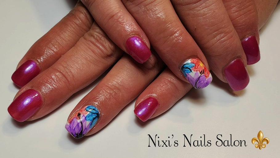 Nixi's Nails Salon imaginea 1