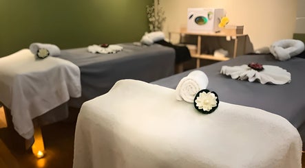 Cozy massage beds at Panwa Massage and Therapy, Auckland, Auckland, NZ, exuding relaxation and tranquility.