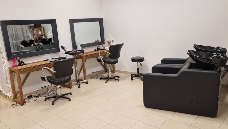 Espace Coiffure, bild 1